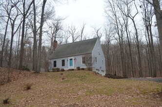 Building Photo - 1286 Arbutus St