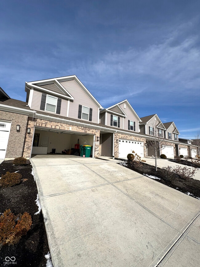 Building Photo - 6388 Yuma Ct