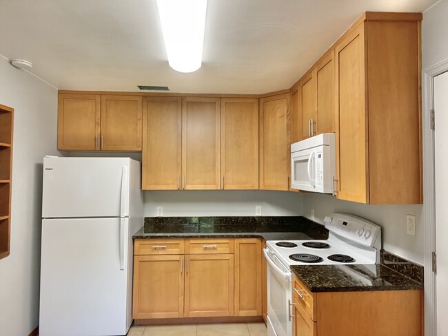 Foto del edificio - 2601 Ives Ave
