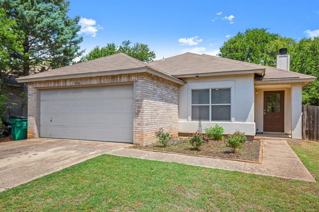 Primary Photo - 410 Woodford Dr