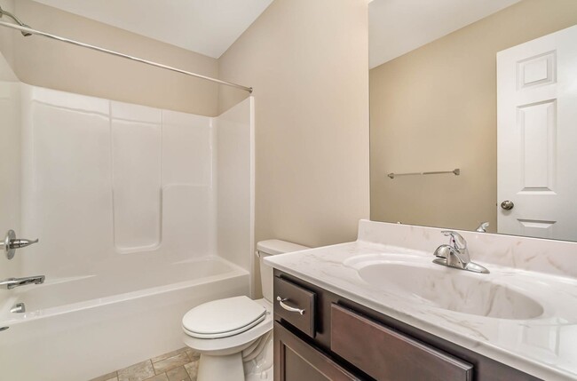 Foto del edificio - 541 Brook Shire Ct