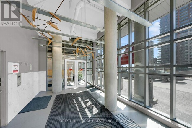 Building Photo - 150 Sudbury St