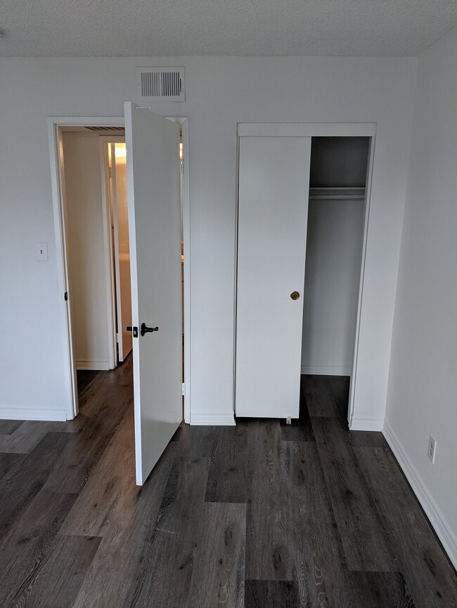 Building Photo - 1809 Berendo N St