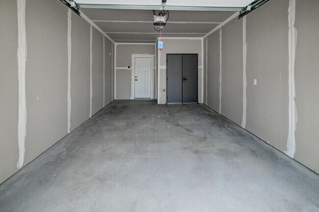 Foto del edificio - 2908 Radicchio Dr