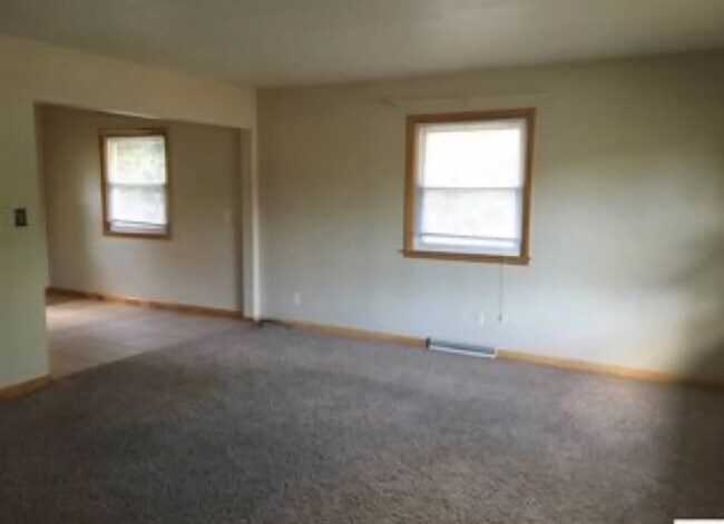 Foto del edificio - 1685 Glen Oak St