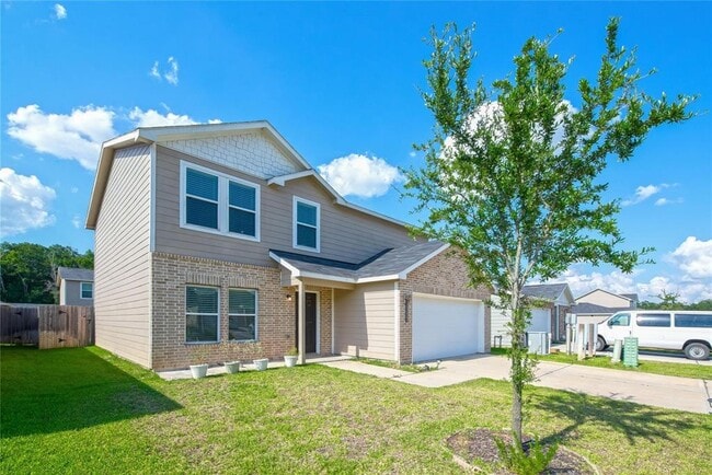 Building Photo - 15621 Briar Forest Dr