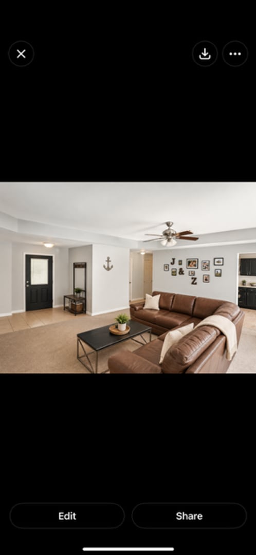 Building Photo - 113 Mayhaw St