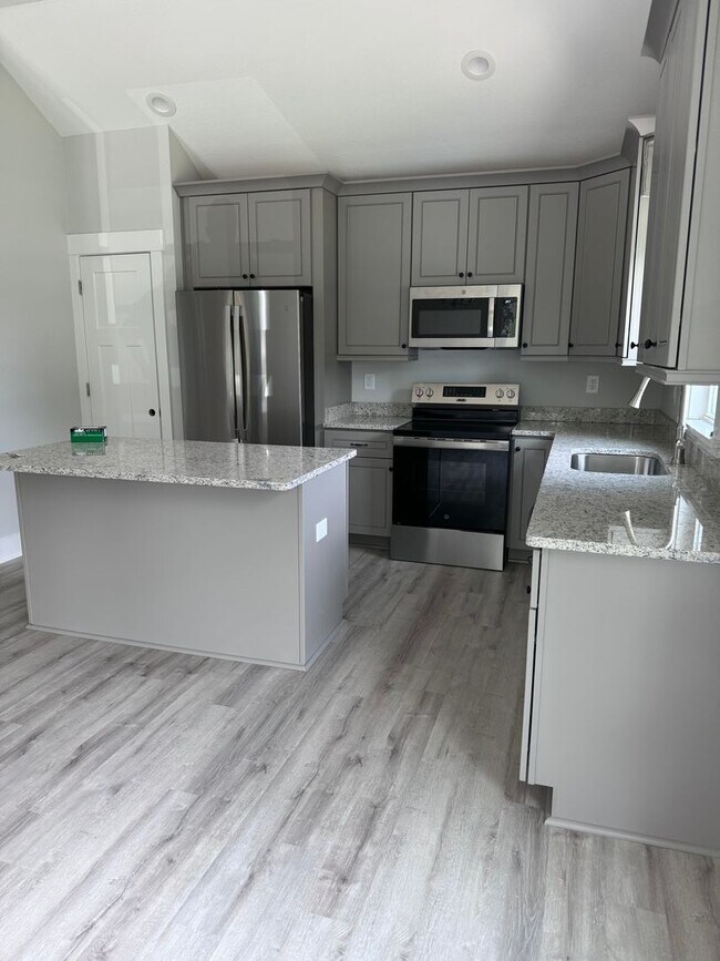 Building Photo - Brand new construction!