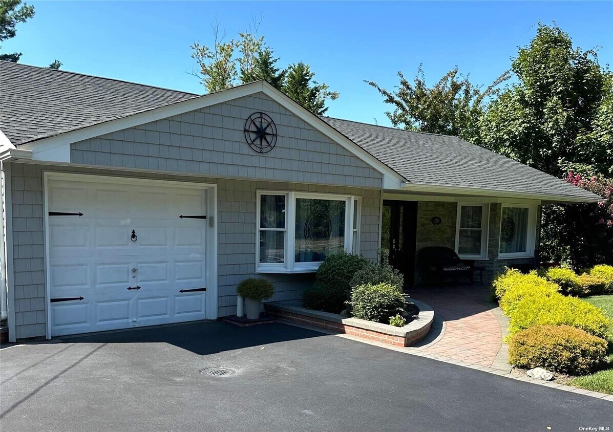 Primary Photo - 280 Terry Rd