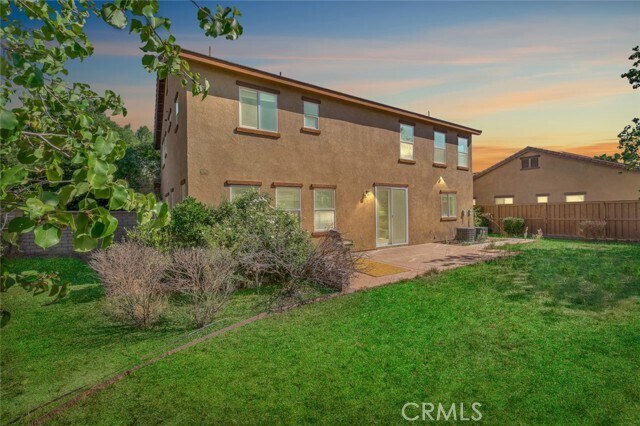 Building Photo - 951 Dandelion Way