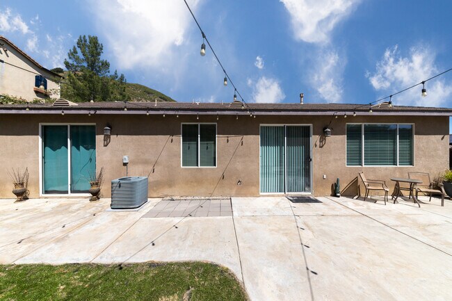 Building Photo - 29248 Sandpiper Dr