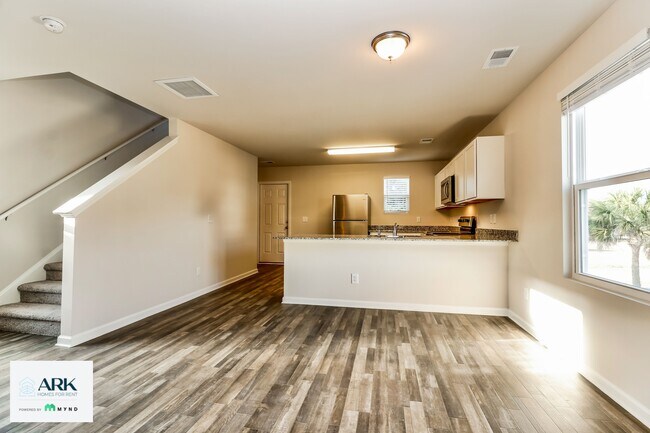 Building Photo - 21 Bay Breeze Ln