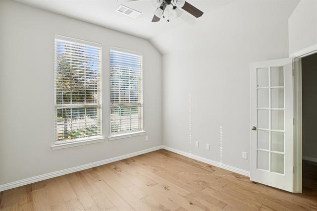 Building Photo - 1708 Daisy Corner Dr