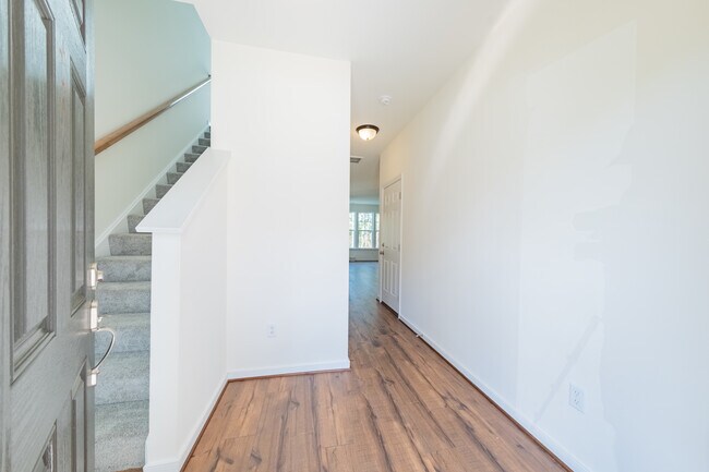 Building Photo - 18372 Palisades Ct