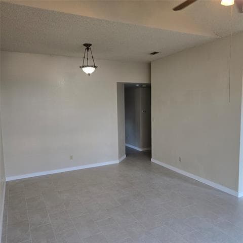Building Photo - 7905 Flowertree Ct