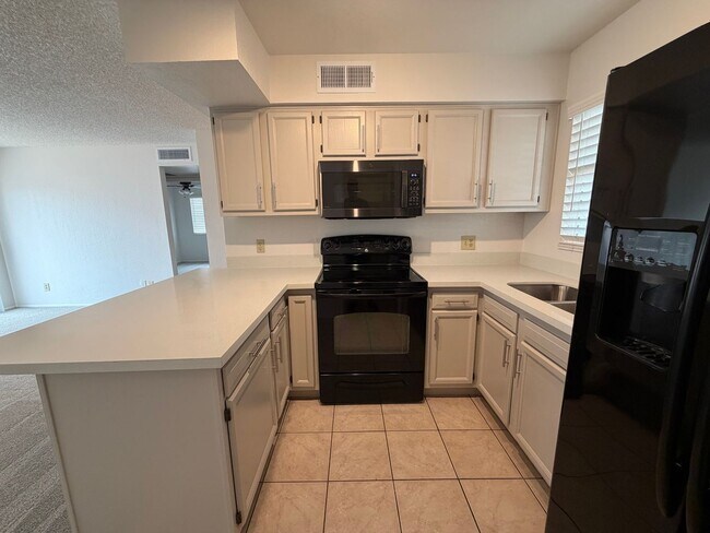 Foto del edificio - Single Story 2 Bedroom/ 1 Bath Chandler Home No HOA