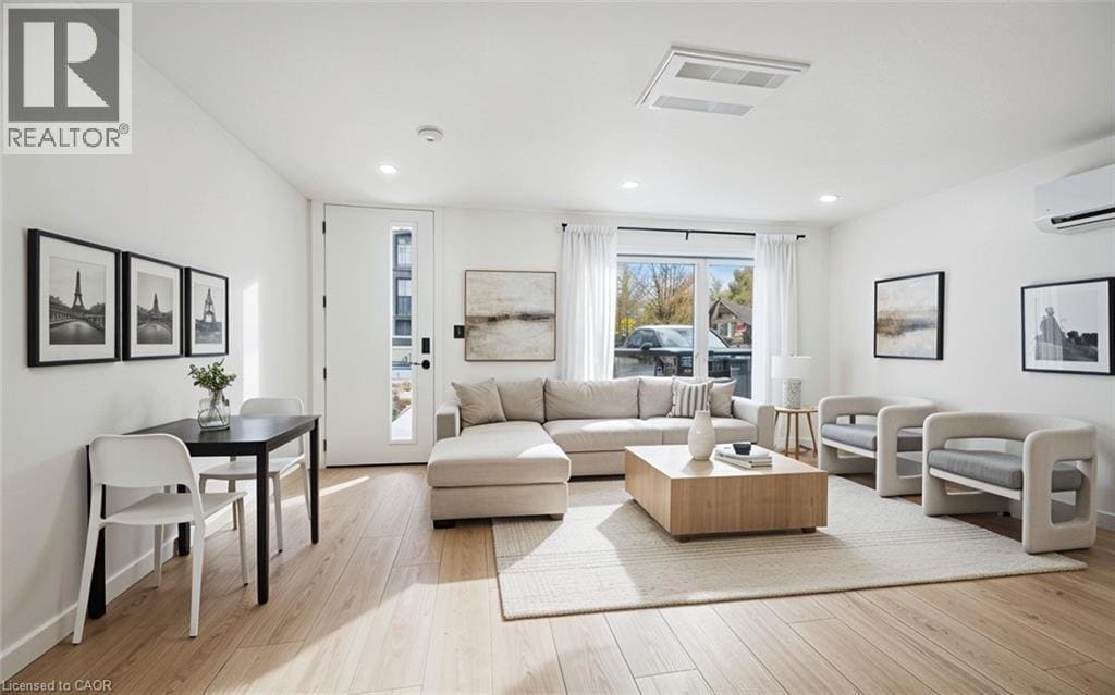 Primary Photo - 66 Union St E