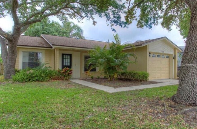 Foto del edificio - 1761 Lakeview Village Dr