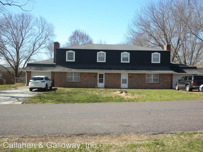 Building Photo - 4810 E Schooner Rd