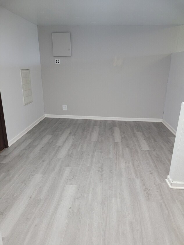 Foto principal - 921 1st St