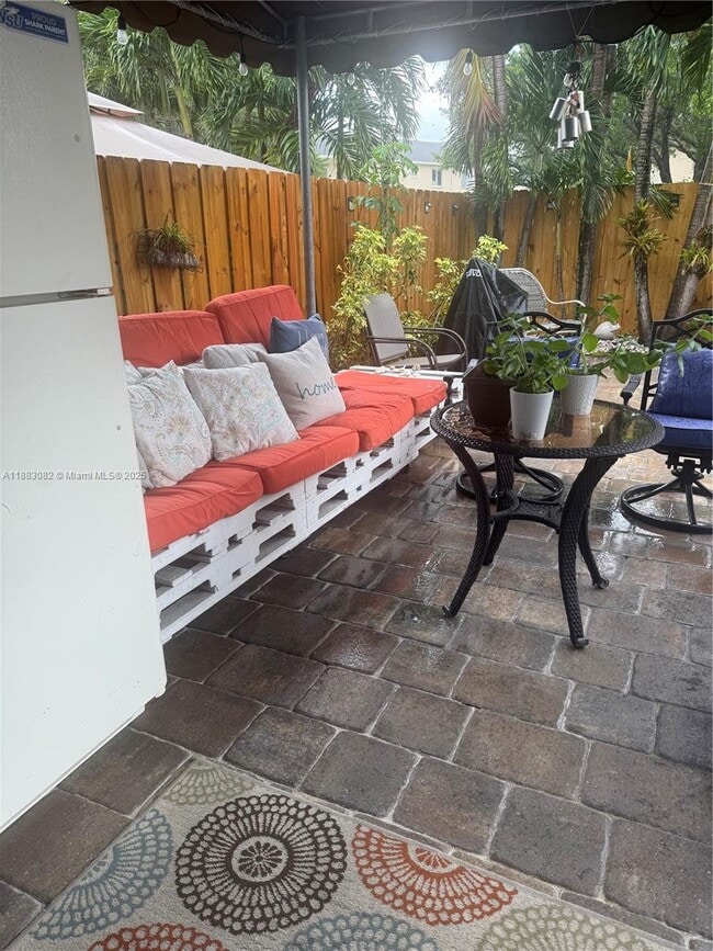 Foto del edificio - 7325 NW 174th Terrace