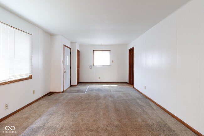 Foto del edificio - 1102 N Somerset Ave