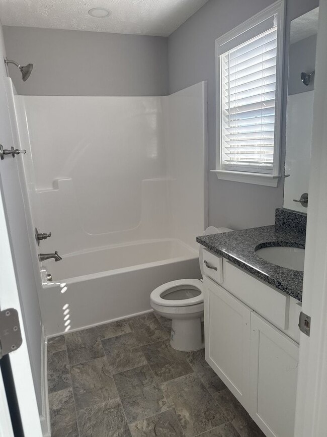 Building Photo - Beautiful home in Christiana