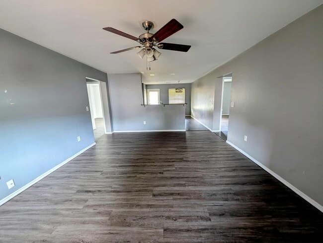 Foto del edificio - 7909 Chumley Ln