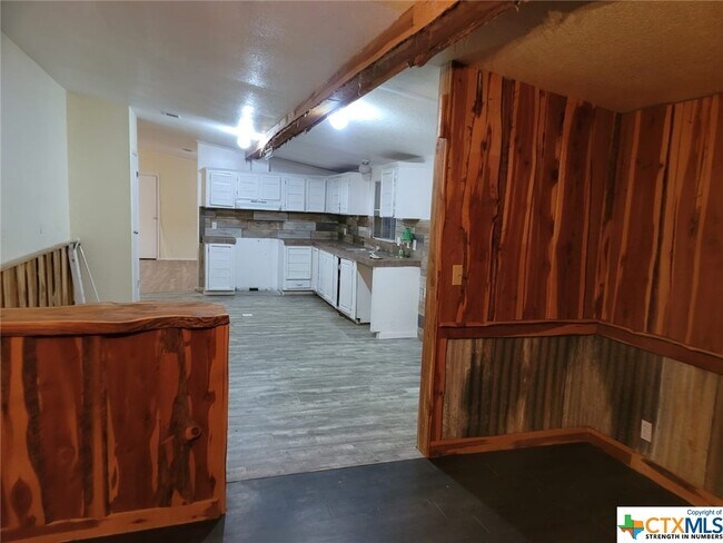Foto del edificio - 8926 Witter Ln