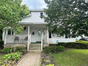 Building Photo - 637 Coffeen St