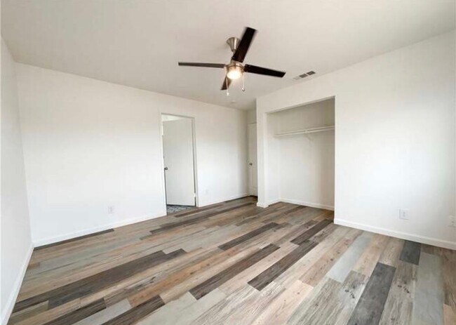 Building Photo - 5526 Indigo Hills St