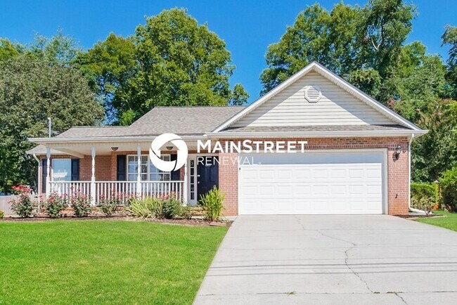 Foto del edificio - 4 Bedroom Pet-Friendly Home in KNOXVILLE, TN with Main Street Renewal