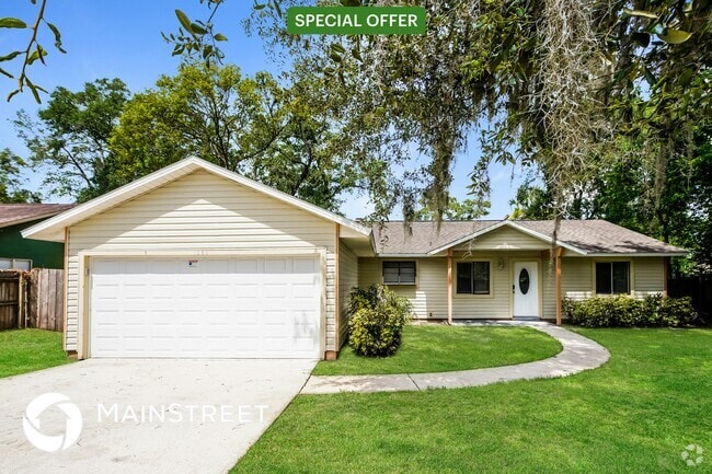 Building Photo - 1553 Faircloth Ct
