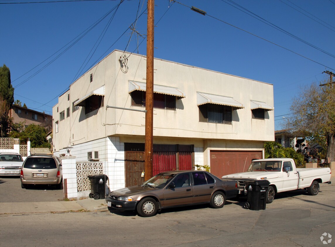 Primary Photo - 3501-3507 1/2 Locke Ave