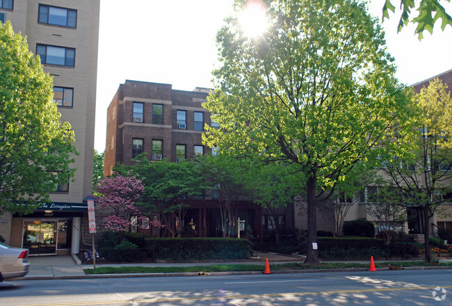 Building Photo - Lincoln Arms Apartments