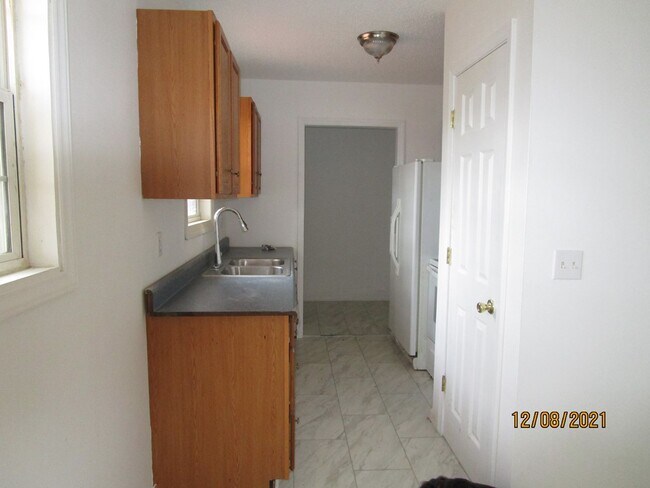 Foto del edificio - 1158 Dina Montgomery Rd