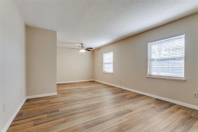 Foto del edificio - 929 Arbor Downs Dr