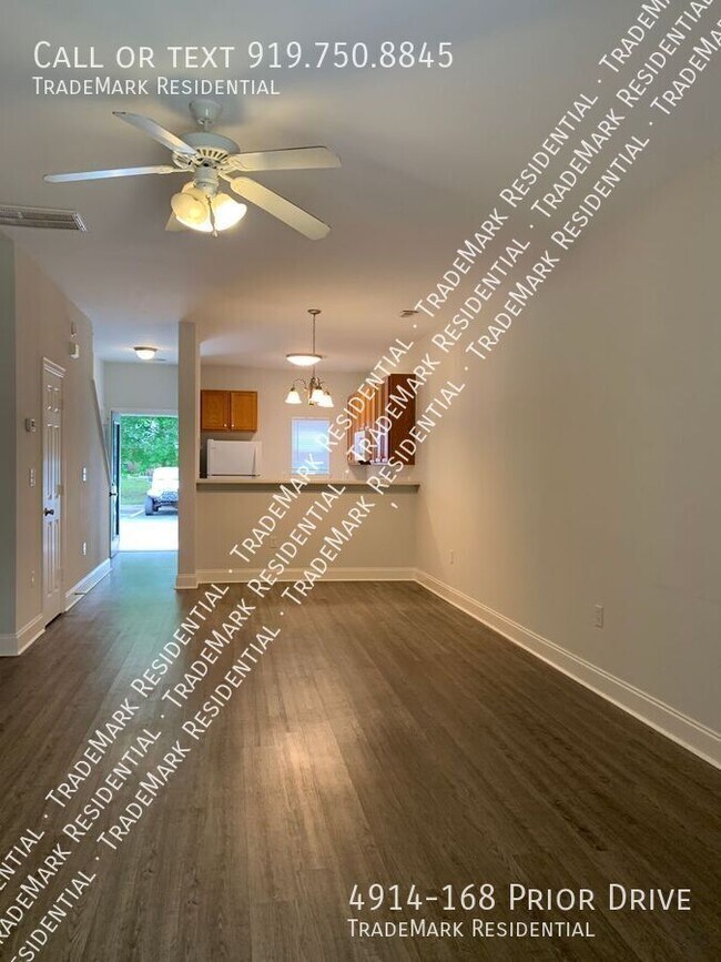 Foto del edificio - 4914-168 Prior Drive-