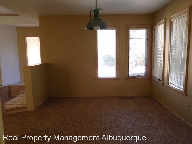 Building Photo - 9209 Meriwether Ave NE