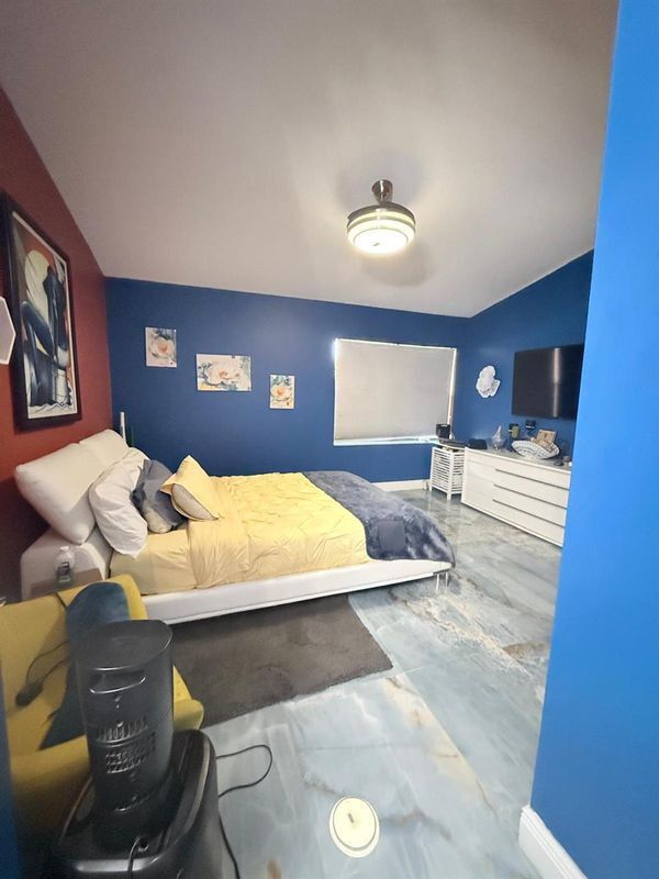 Building Photo - 11 Capitol Ct