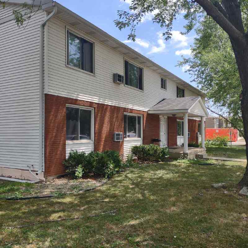 Building Photo - Neenah Court Apartments