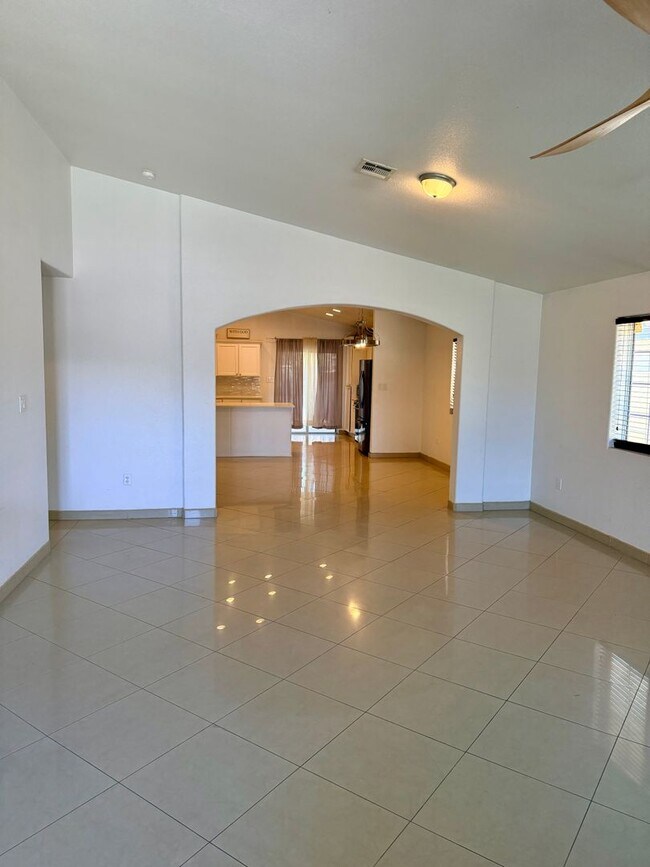 Building Photo - San Luis Large Home with Solar Panels and Fenced Back Yard ( Incluye Solares)