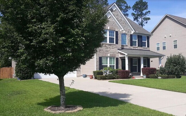 Building Photo - Discover this spacious 5-bedroom, 3.5-bath home in Elgin, SC ~ Available July 2026!