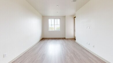 Interior Photo - Beach & Ocean