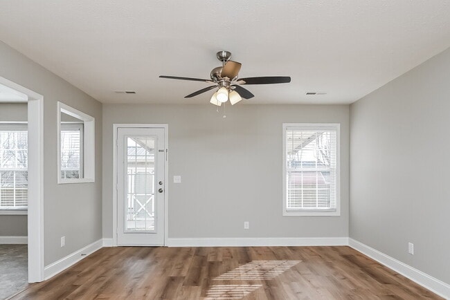Foto del edificio - 8003 Westfork Dr