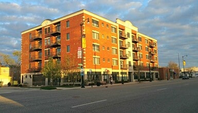 Building Photo - 8255 Skokie Blvd