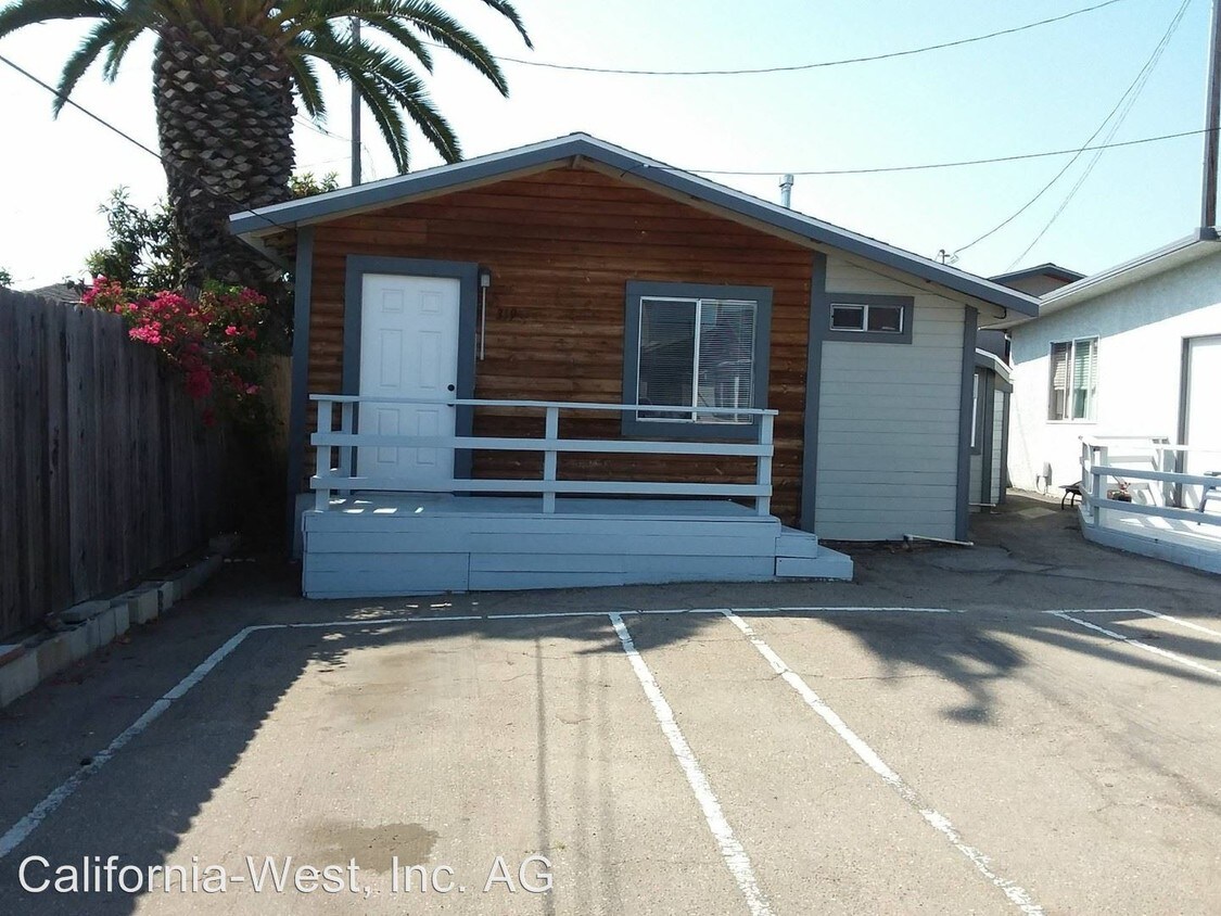 321327 Stimson Ave, Pismo Beach, CA 93449 Room for Rent in Pismo