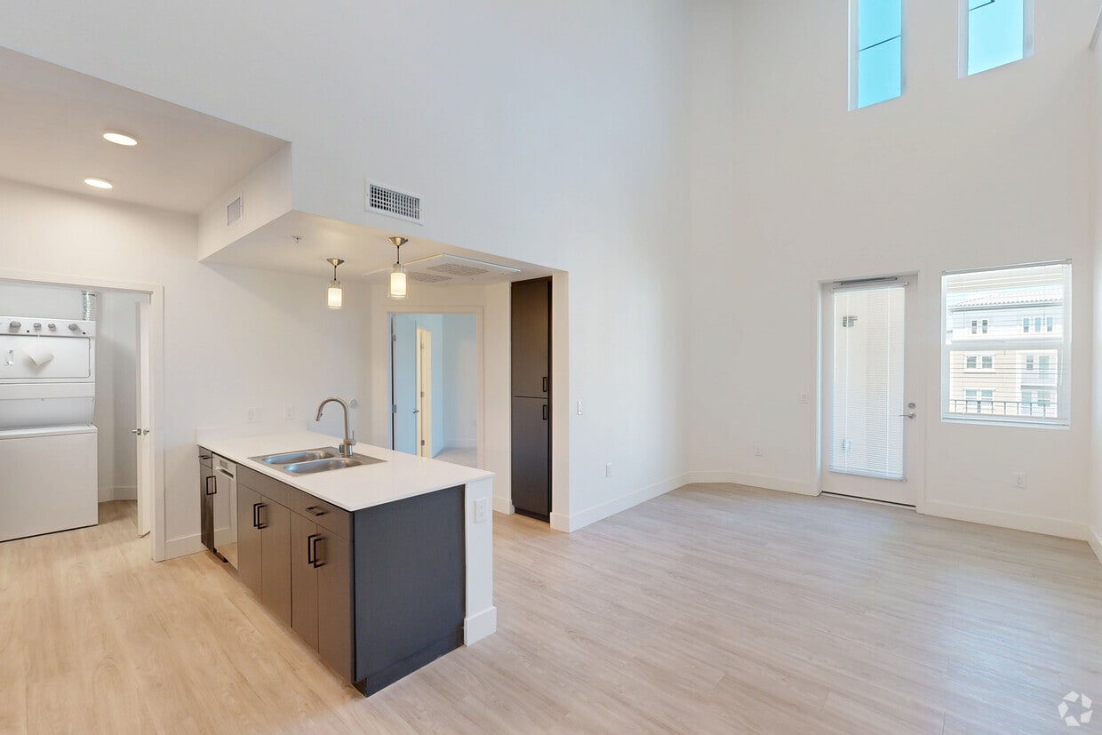 Photo - Enzo Apartments
