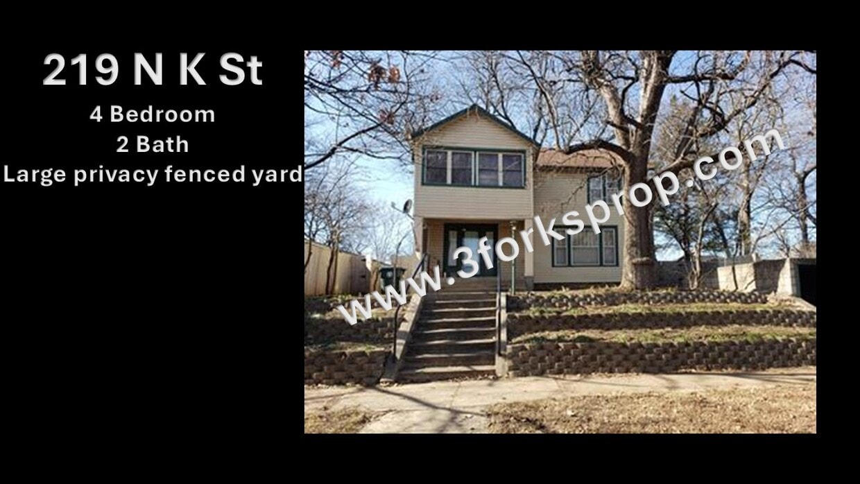 Primary Photo - 219 N K St