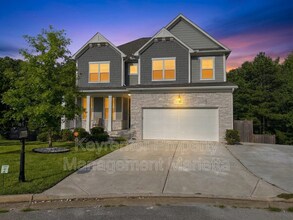 Building Photo - 101 Honeydew Ln